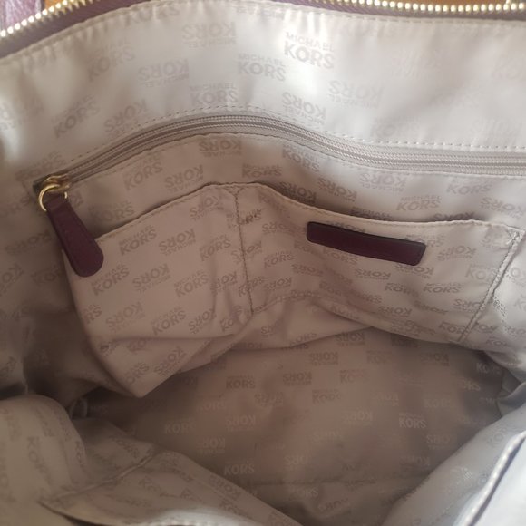 Michael Kors Tote Purse - Picture 2 of 4